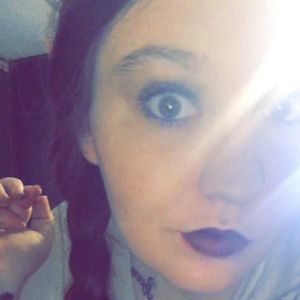 Meet your Posher, Kara